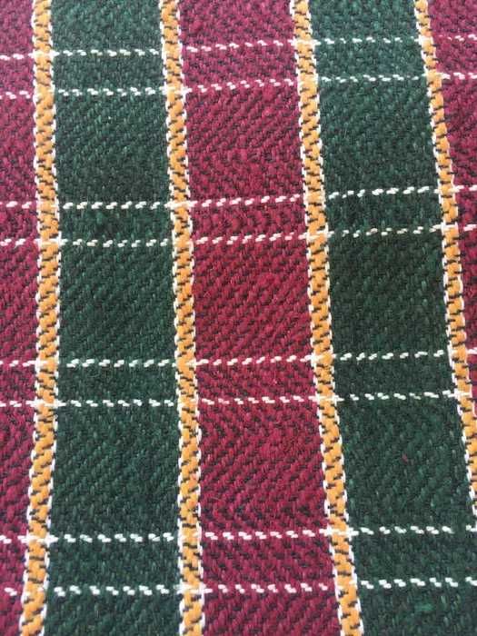 Traverse țesute manual