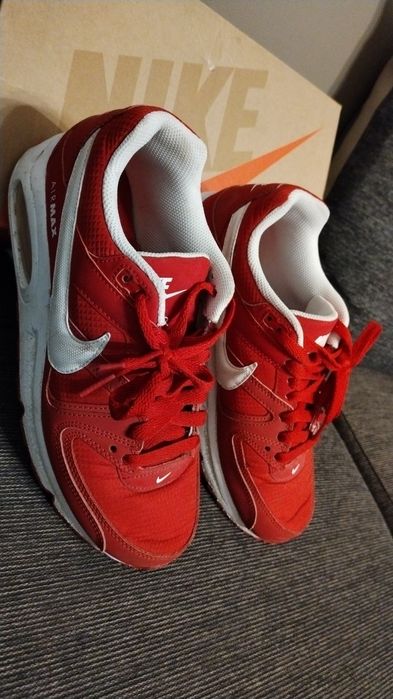 Adidași Nike. Mărimea 39 . întreținuți. Ca noi .