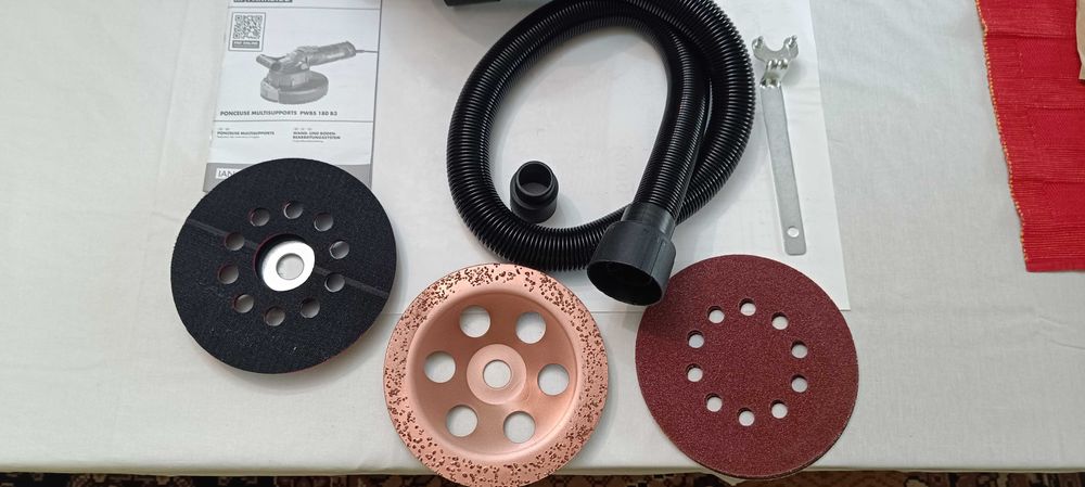 Slefuitor pereți și pardoseli Parkside PWBS 180 B3 șlefuit 1050w