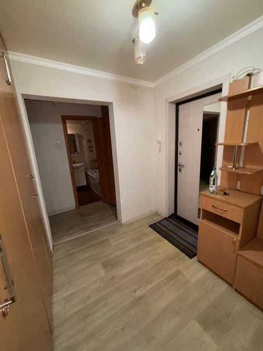 Продаётся 2-комнатная 5 микрорайон