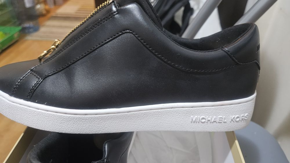 Pantofi Michael Kors  originali 38.