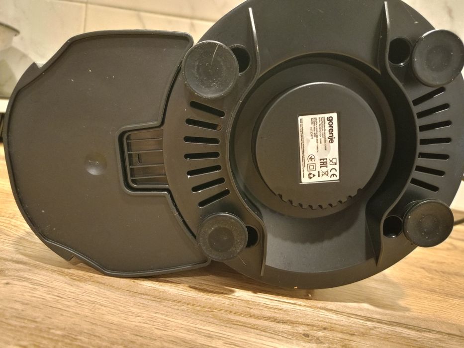Соковыжималка Gorenje JC400E