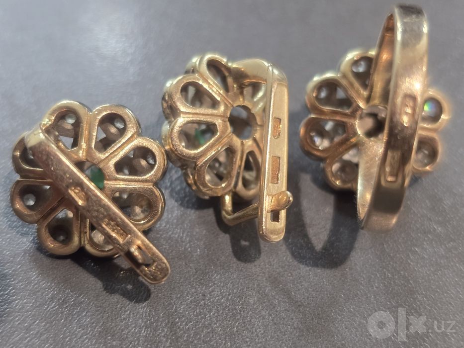 Серёжки с кольцом.