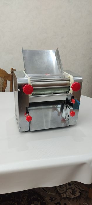 Тестораскаточная машина