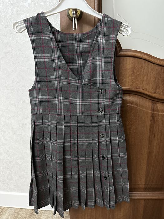 Школьная форма серая СШ имени Абай