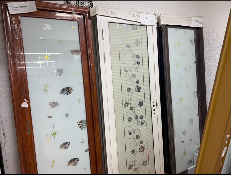 Врати за баня налични 68/200 Орландовци