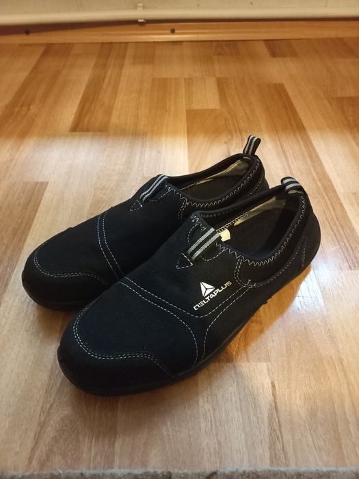 Vând bocanci espadrile Nr 41
