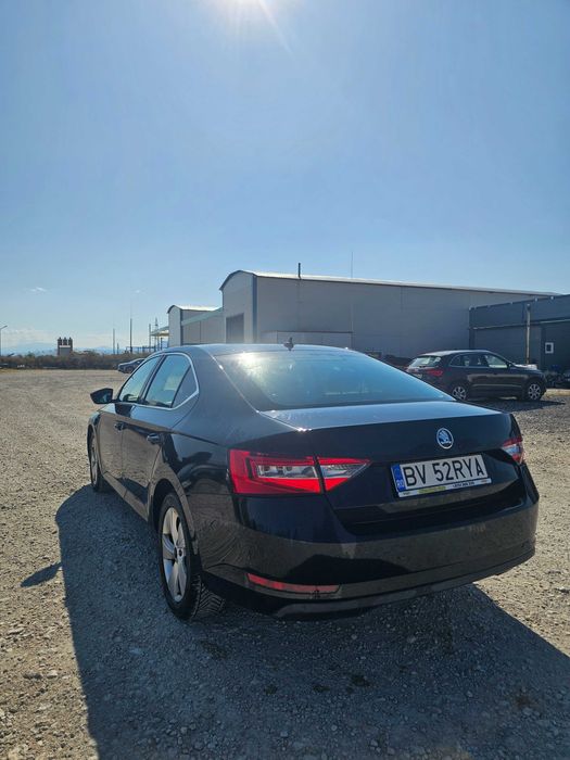 SKODA Superb 2018 — imagine 2