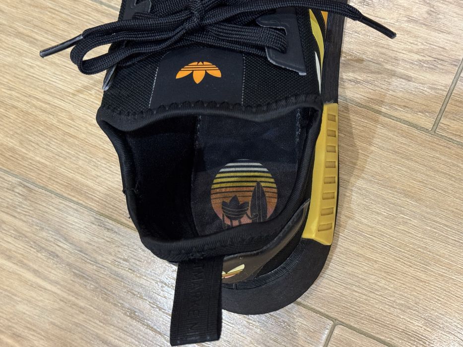 Кроссовки adidas 42 размер 8/10