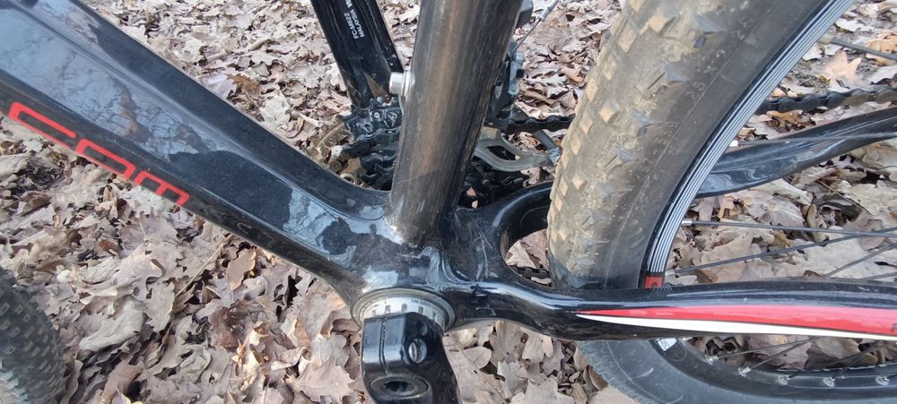 Montainbaik  carbon Univega , cu furcă fox