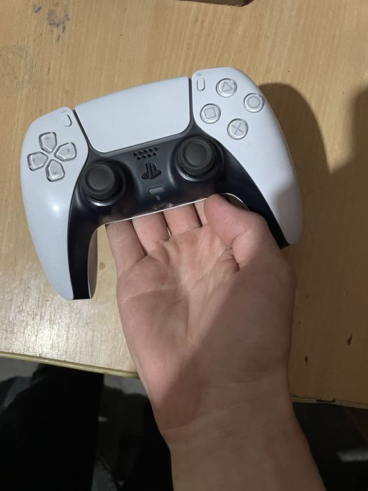 Джойстик от playstation5