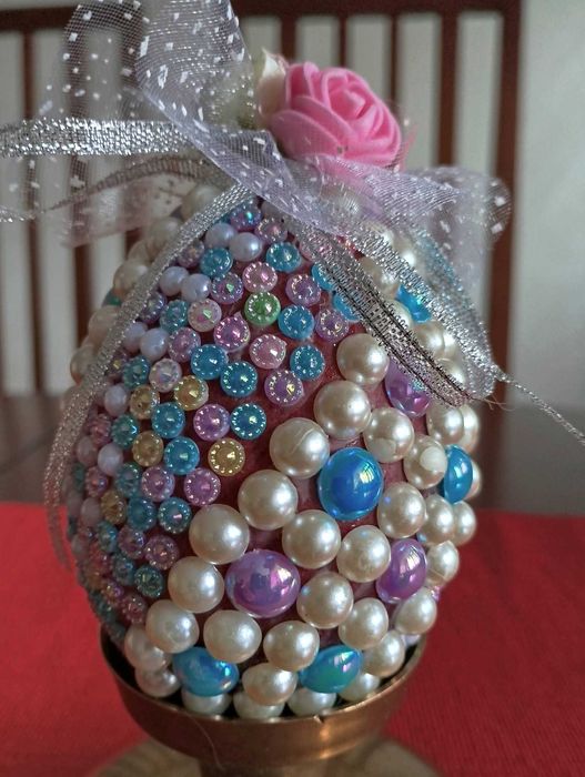 продавам декоративни великденски яйца и венци