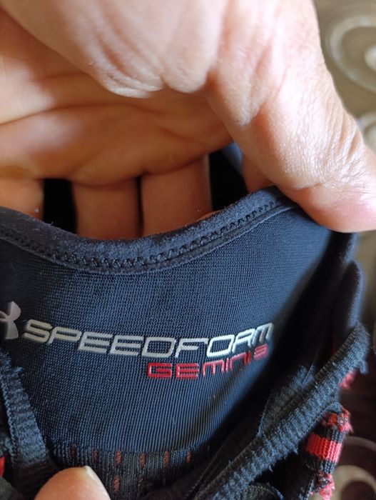 Маратонки under armour