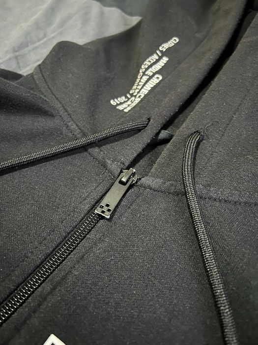 Zip-up hoodie Cropp