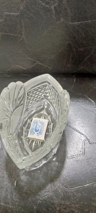 стаканы,вазы  хрустальные
