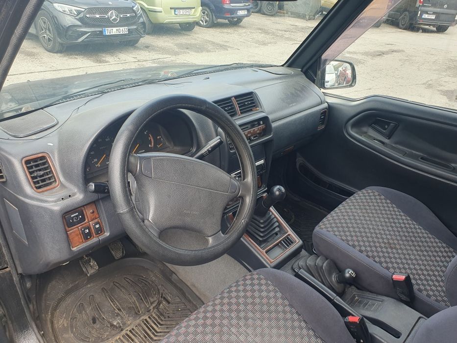 Vând Suzuki Vitara 1,6, 16 valve, 100 CP, Cabrio cu hard top