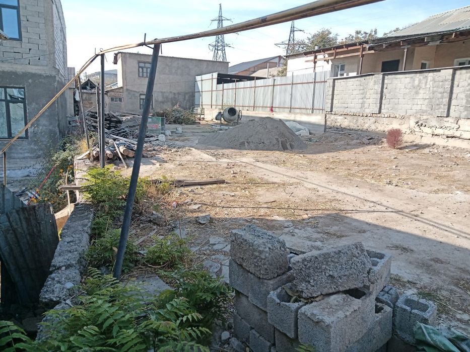 Продам участок под комерцию