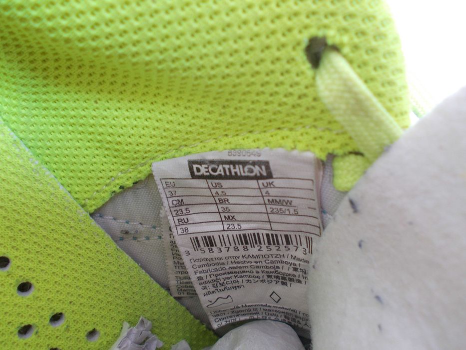 детски бутонки, номер 37-38, стелка 23,5 см.