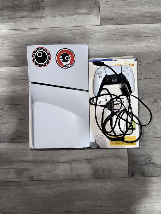 Vand  consola Playstation 5/PS5 slim cu unitate optica disk E chassis