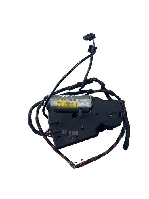 Motoras Trapa Seat Altea 5P1 2004 -> 1K0959591