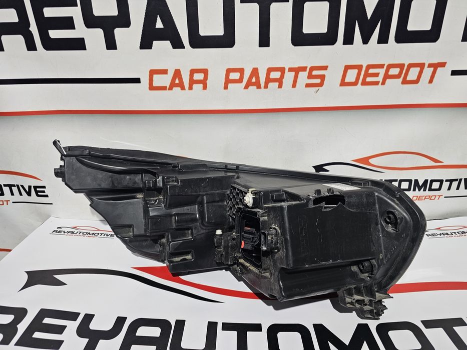 Far stanga led Renault Trafic 3 dupa 2021 cod 260601790R