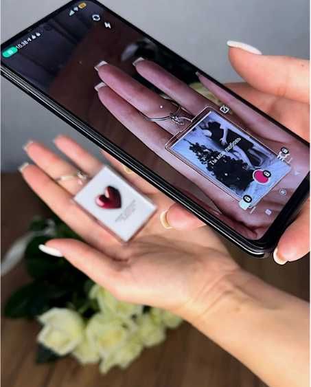 Интерактивные парные брелоки