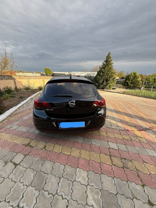 OPEL Astra 2010 — imagine 5