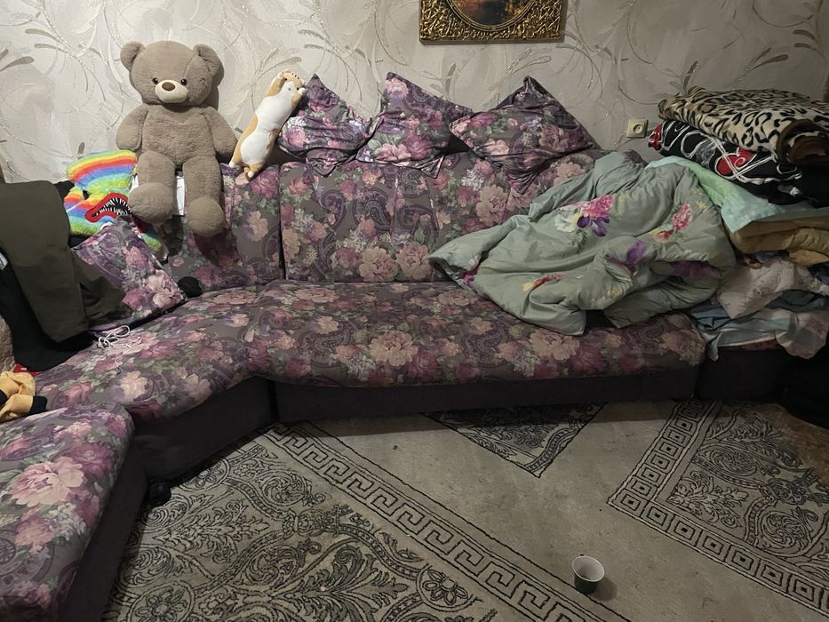 Продам угловой диван
