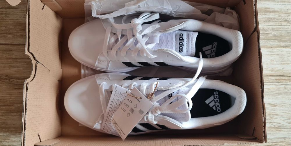 Спортни обувки "Adidas"