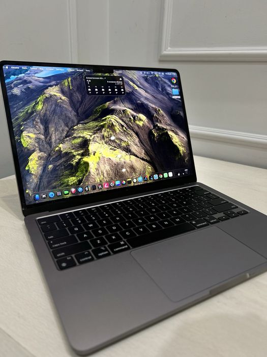 Macbook air m2 2022