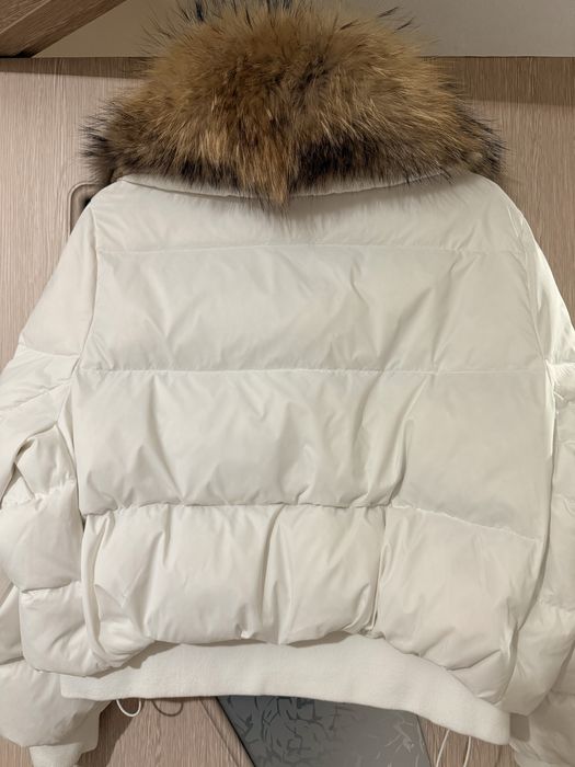 Дамско яке с яка от естествен косъм