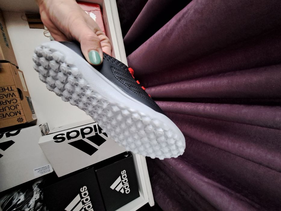 НОВИ Футболни стоножки