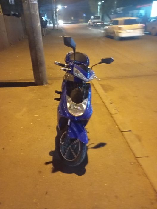 Scuter electric ZTech - 25 km limitat