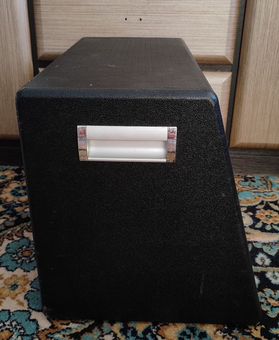 продам  сабвуфер