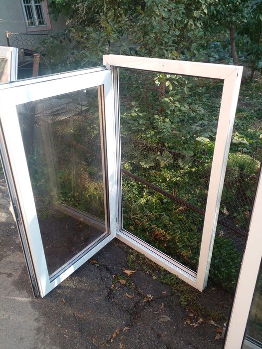 Пластиковые окна б/у