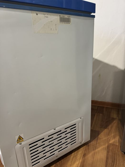 Продам рабочий морозильник