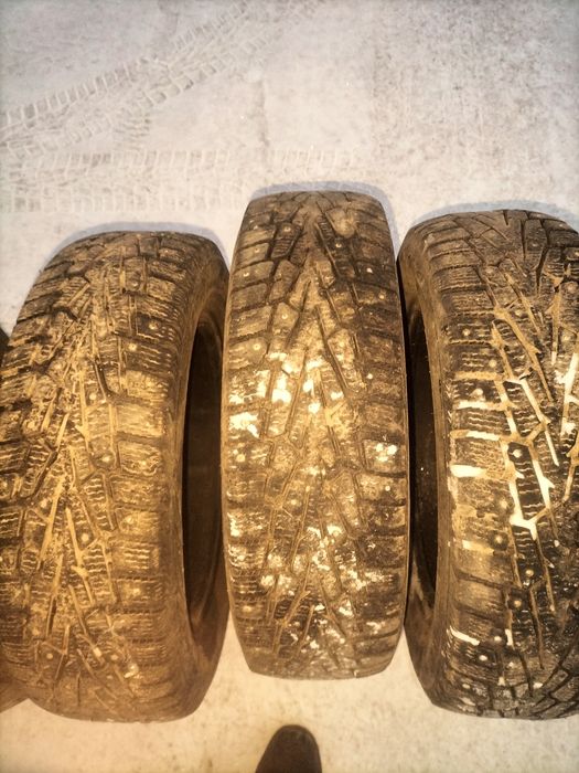 Продам три болона на 15 , б/у зима