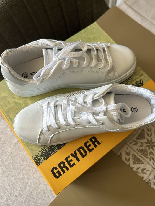 Маратонки GREYDER - р-р 40, бели