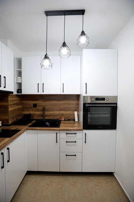 Дава се под наем Двустаен апартамент в София, Красно село - 60 кв.м за 667.08 € - Снимка #1