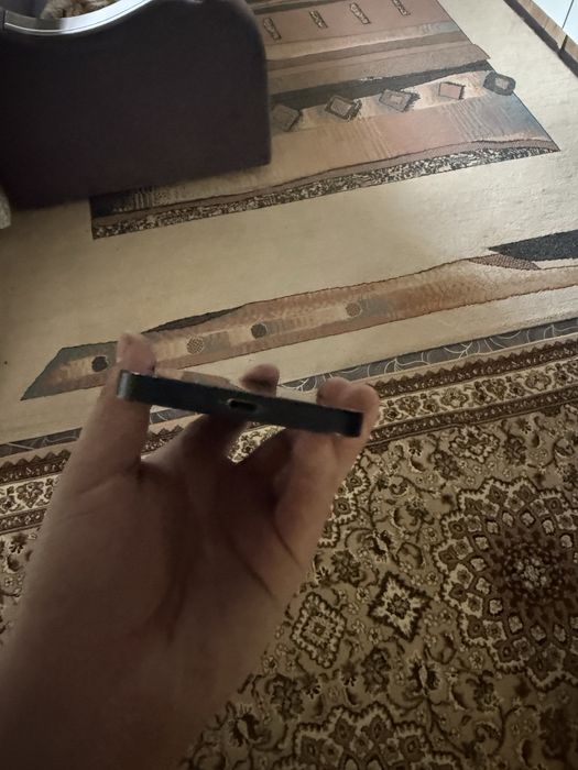 Продам iphone 14 128