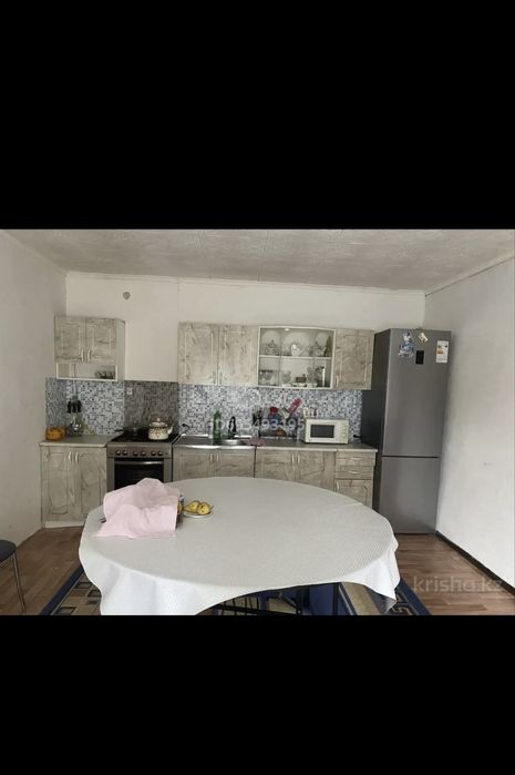 Продам дом на 11 мкр