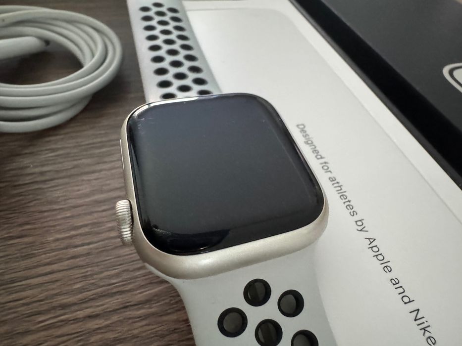Apple Watch Nike, 41mm, IMPECABIL (10/10), Full BOX