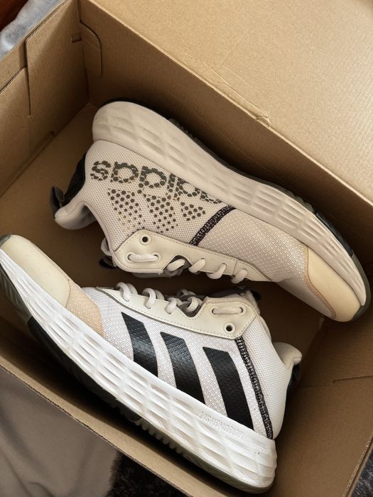 Adidas Lightmotion EU42