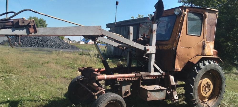 Продам трактор Т - 16.