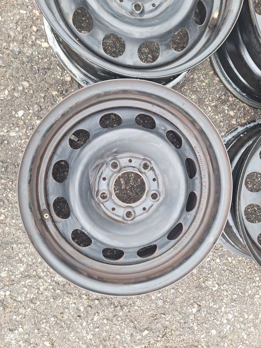 BMW 1 серия-16цола-5/120-1бр-25лв.