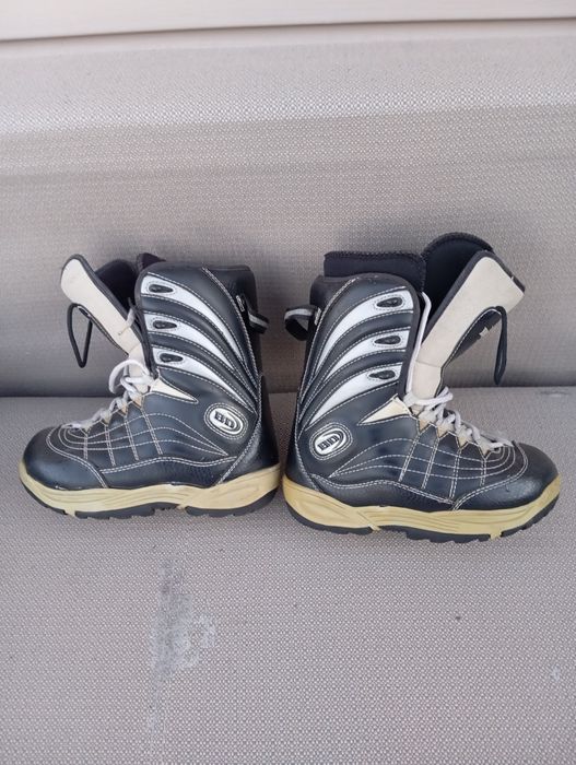 Продам ботинки для сноуборда