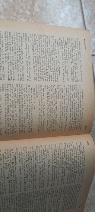 Dicționare L. Română anii 80