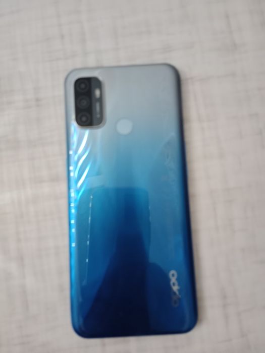 Продам срочно телефон OPPO A-53