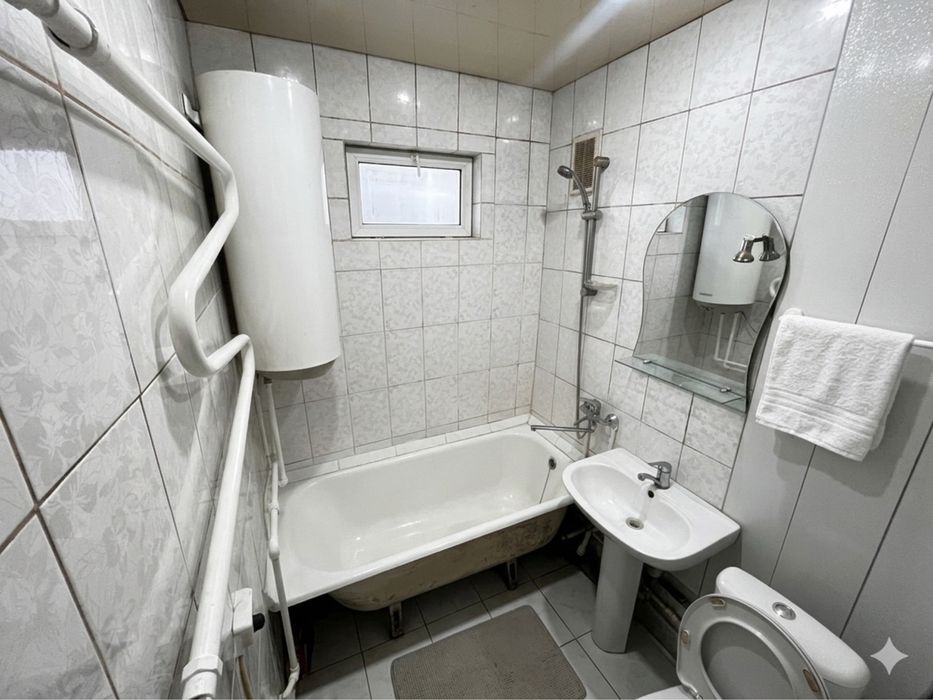 Продам квартиру на Титова