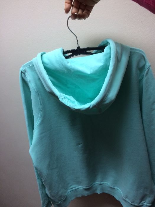 Два суичъра размер М